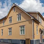 Firsthome 4*