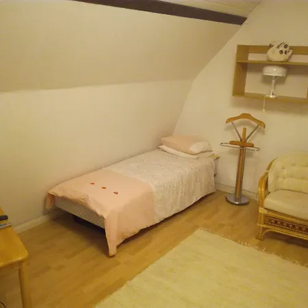 Firsthome Pensjonat 4*