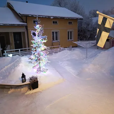 Firsthome Pensionat 4*