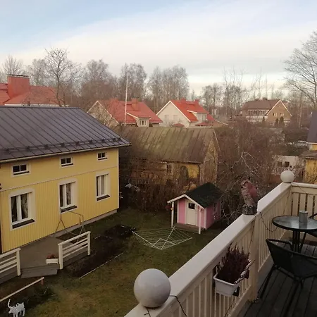 Firsthome Pensionat 4*