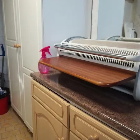 Firsthome Πανσιόν 4*