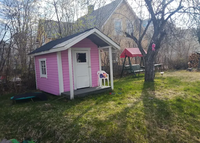 Firsthome Pensionat 4*