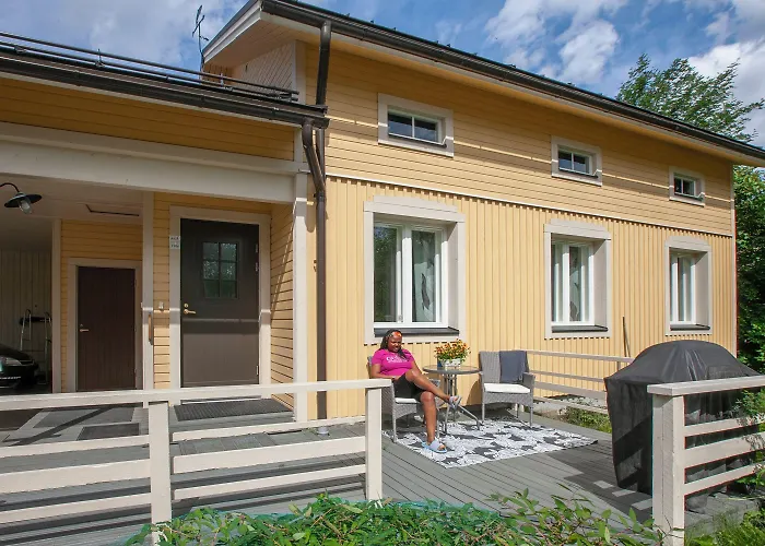 Firsthome 4* بيتار ساري