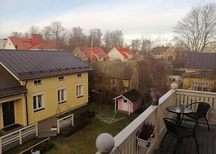 Firsthome بيت ضيافة 4*