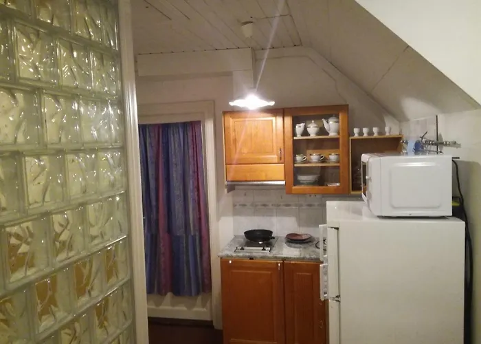 بيت ضيافة Firsthome بيتار ساري